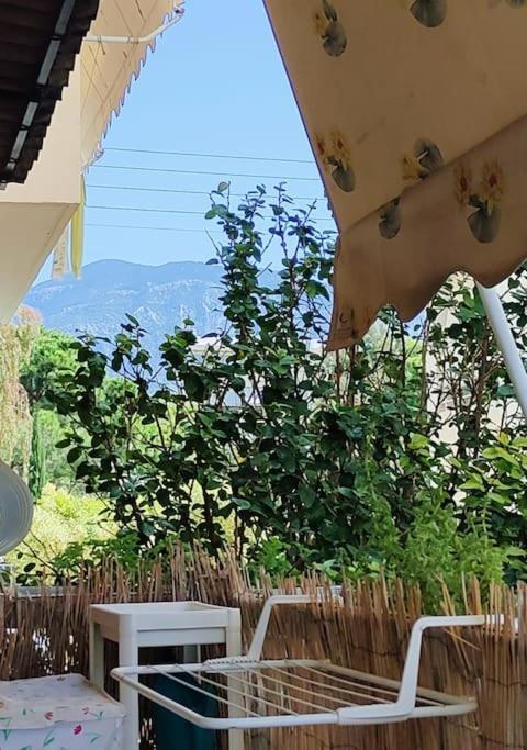 Δίπλα Στο Πάρκο Apartment Kalamata Luaran gambar