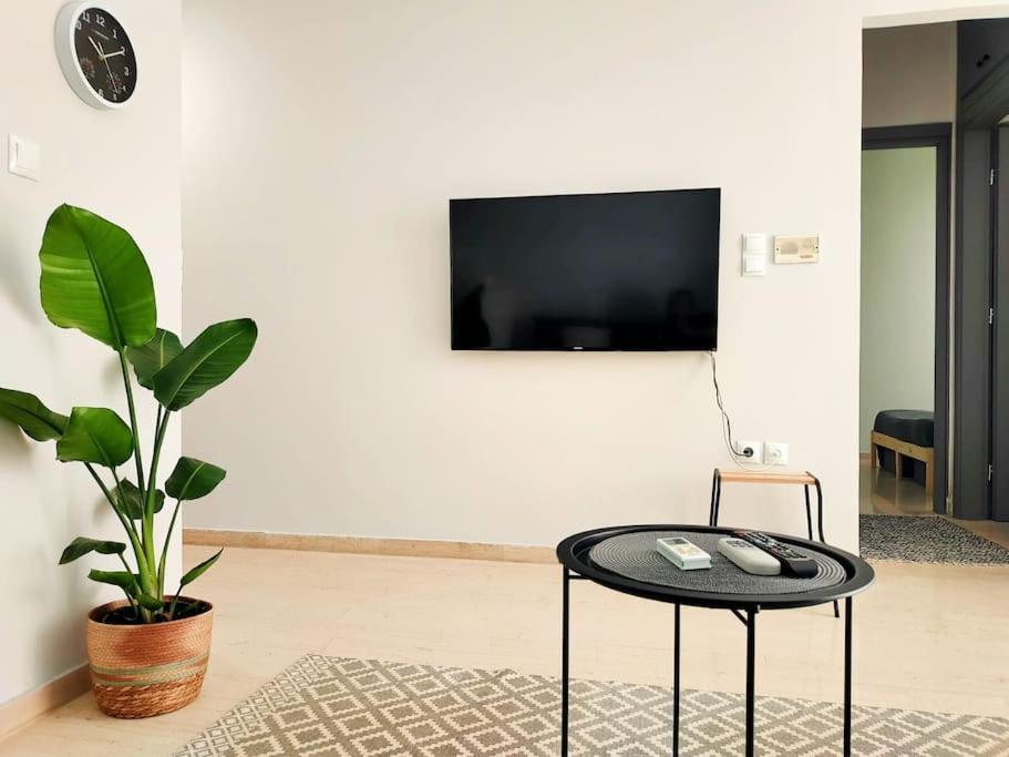 Δίπλα Στο Πάρκο Apartment Kalamata Luaran gambar